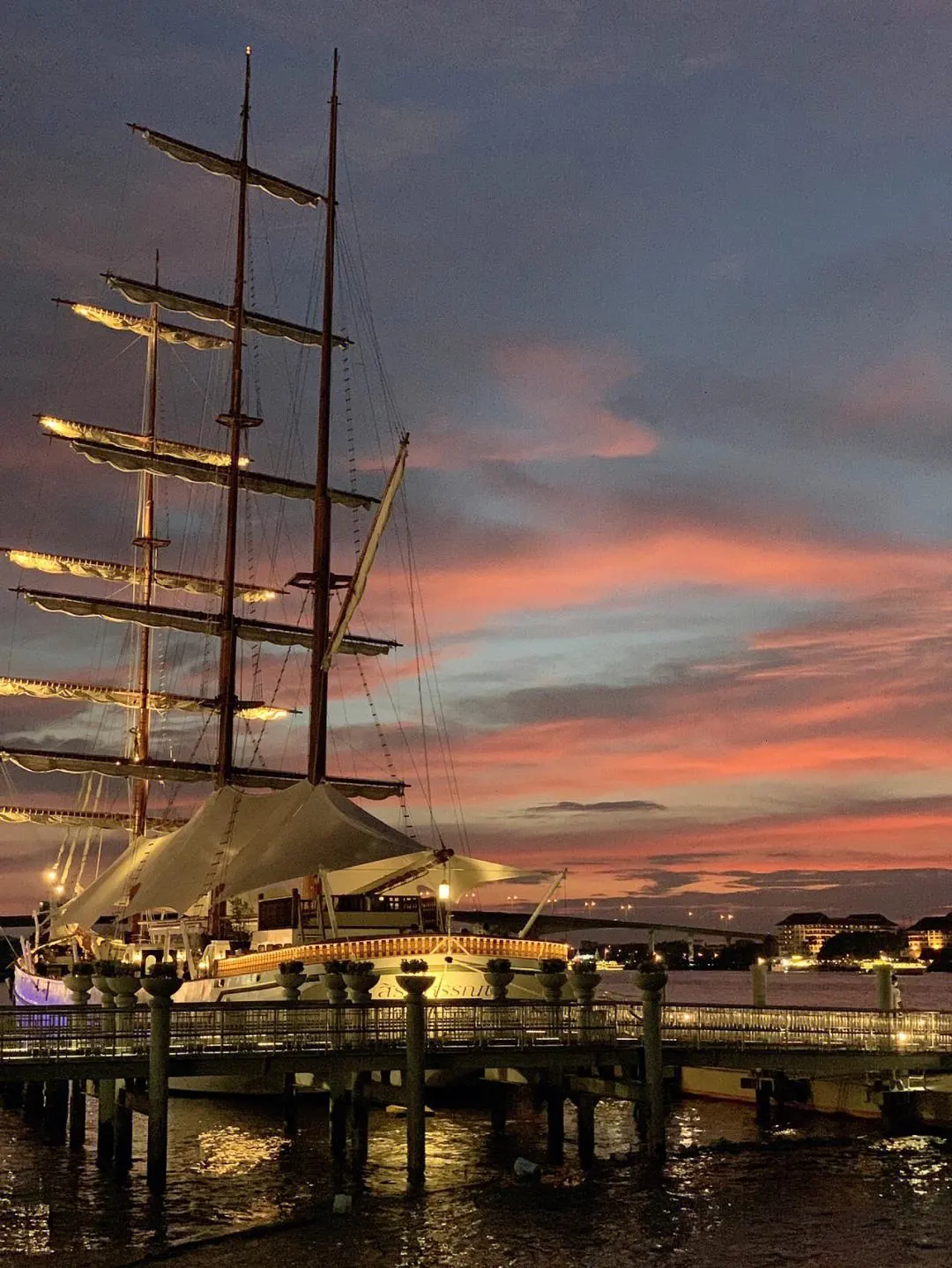 985b3b9b24e943e79ebf45d865a52057-sz_246100