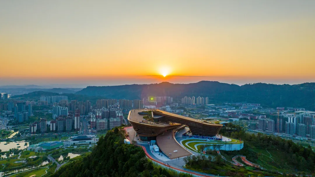 98bbe6437fba5a26cd7c39f0b74bf21c-sz_306781-2