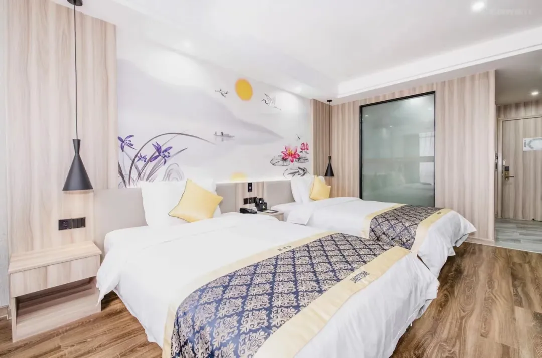 a8c9e5640316a33d4fb612fd84006ede-sz_253354