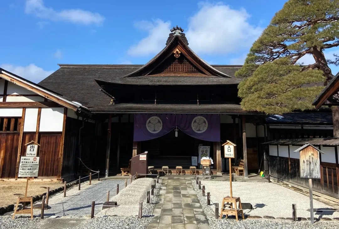 b0af54a14d851985f993c7564c467fc1-sz_438602