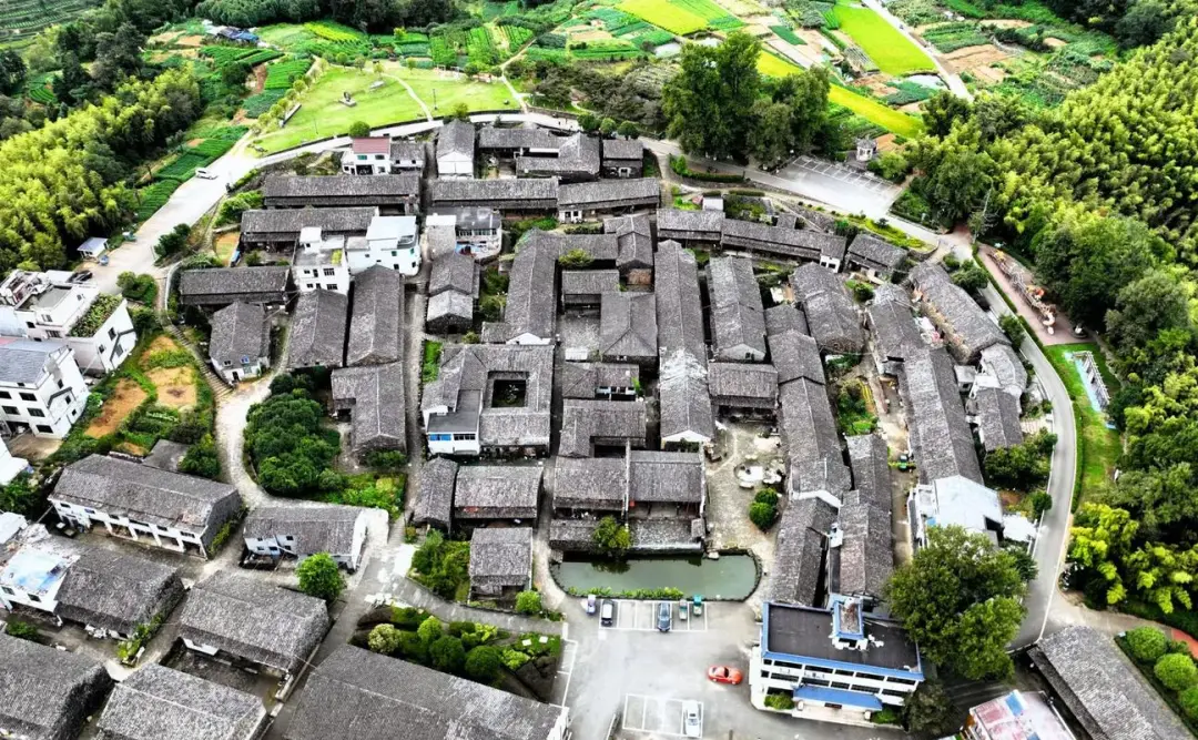 b12a99ee03562c643aa310337649adf2-sz_325744