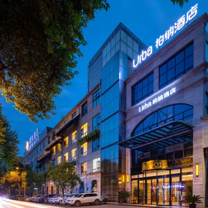 c1130f65ecc80a3b461f8b1370743c48-sz_395340