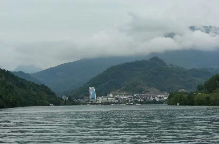 c3655d13a35226104c2a32136d7ea095-sz_518103