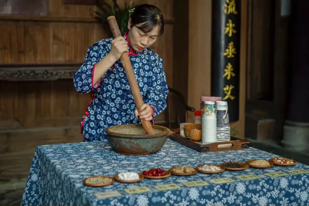 c3fee17a5f26f539ef7fce096a7ac9f9-sz_330489-1