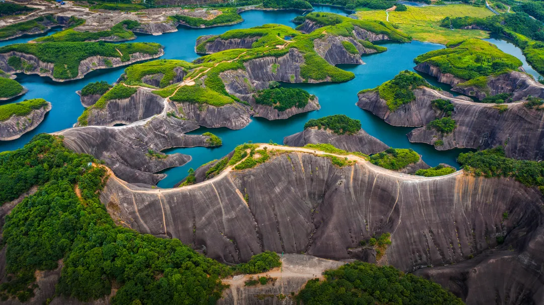 cd4ee79f3821fa6f86ff136d307ee66f-sz_4471539