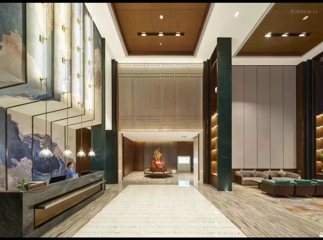 【金秋赠礼★奢游南京】牛首+栖霞 468元纯玩宿五星标准酒店 308元景点门票免费送 升级鱼头欢迎晚宴+羊蝎子火锅宴 三日游
