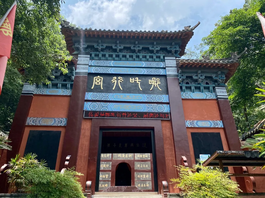 cf592d60a5b729fe8c7da28b360d31c5-sz_598039-1