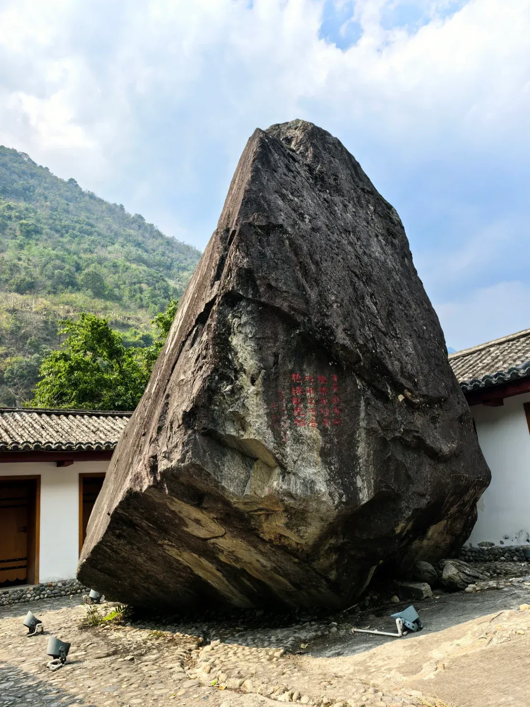 d5409fcb011cbc4964d7826d91ebf5b7-sz_2838140-1