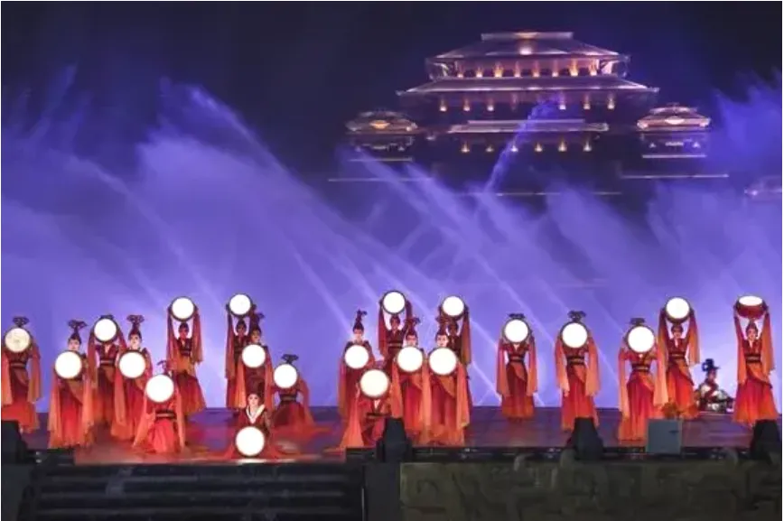 d692c52c5ed43f68f478a26ee13769ac-sz_904506-1