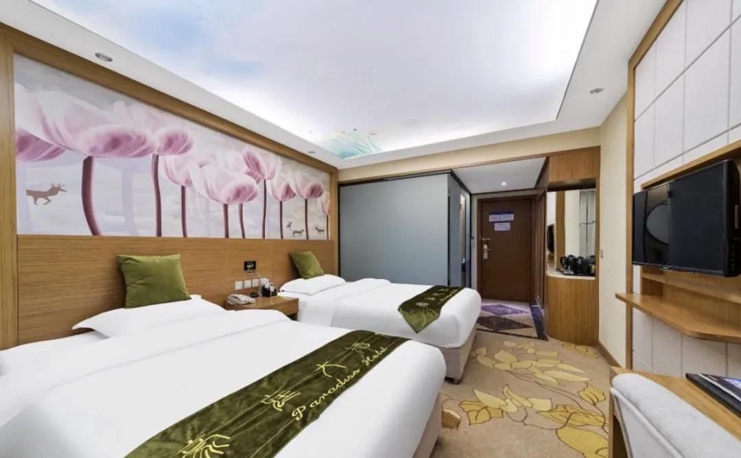 d77ca20635d2c06fc67bcbc3e2fa7fd1-sz_1296200-1