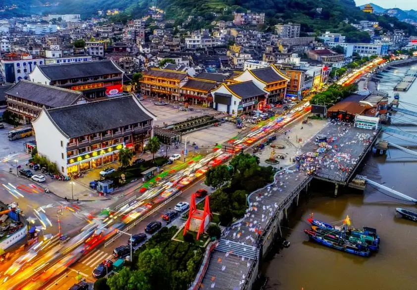 e0692e2ccc14d4c1567e3cd4a3d98555-sz_141395