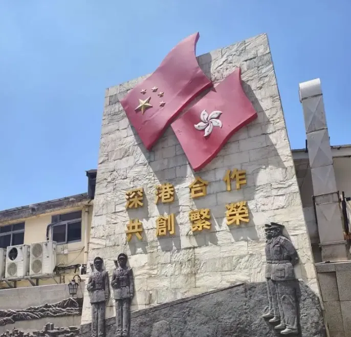 e3e69ac4bfdf1b4f387a7fd888f66327-sz_851544-2