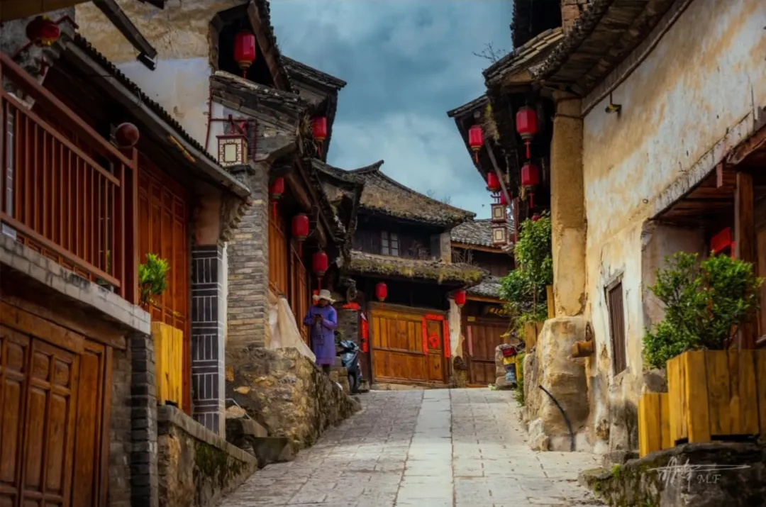 e4e215a39eed98e602cbce9f4d30dbce-sz_351500 e4e215a39eed98e602cbce9f4d30dbce-sz_351500