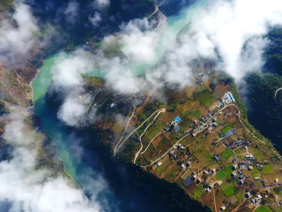 efcac9fd18997e328540bc5689c6492c-sz_1241008 efcac9fd18997e328540bc5689c6492c-sz_1241008