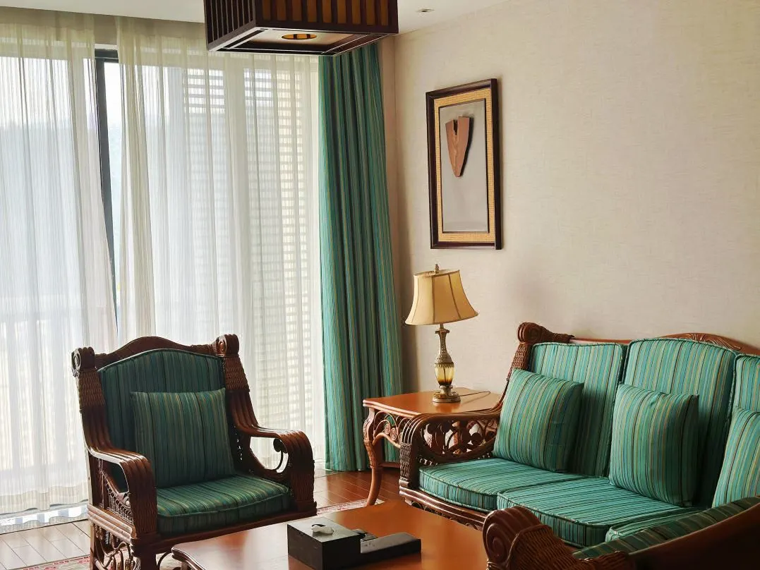 f1b847d639db1fe54f7587c4cbcf0fb9-sz_144737