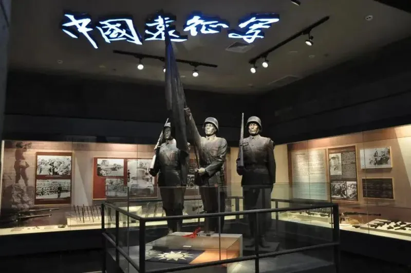 f74e136489984a1f4b3f05b9675952e8-sz_100940