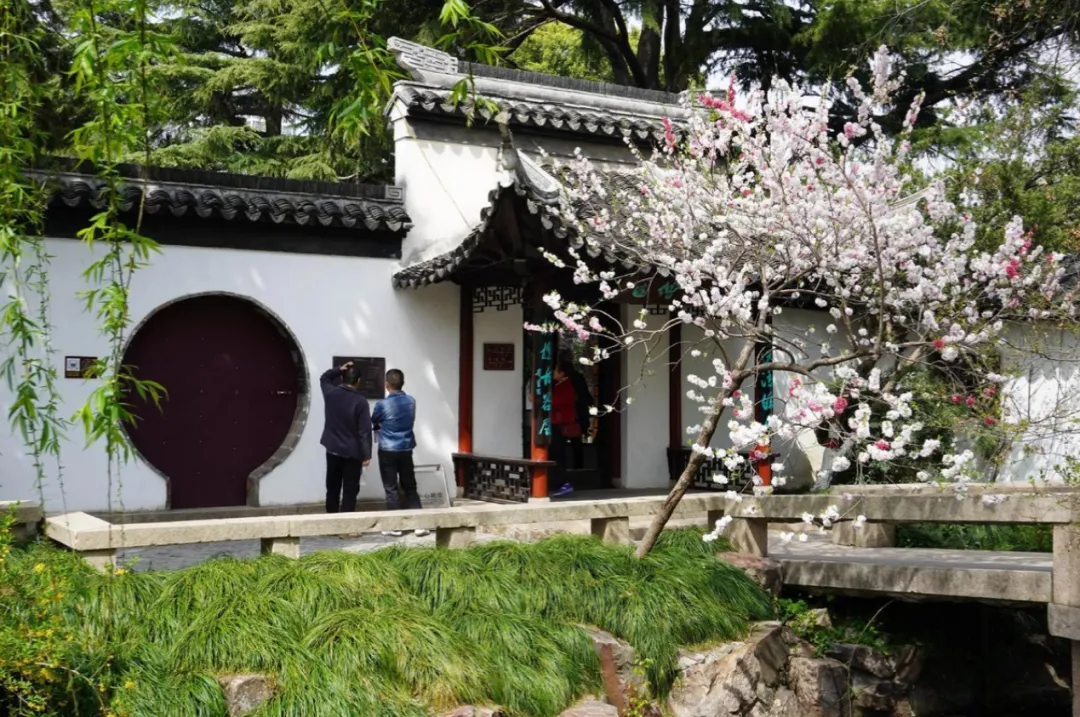 f84b25cdd381f23a0f9d8db57b83e936-sz_1959911 f84b25cdd381f23a0f9d8db57b83e936-sz_1959911