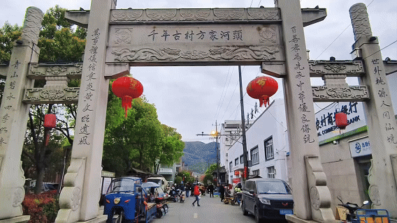 fb1776aae04de4ad27680f2fd5cf5754-sz_10801396