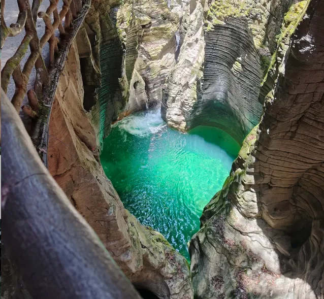 fc0605bc51da6677e75ea3e02ce480a0-sz_820856