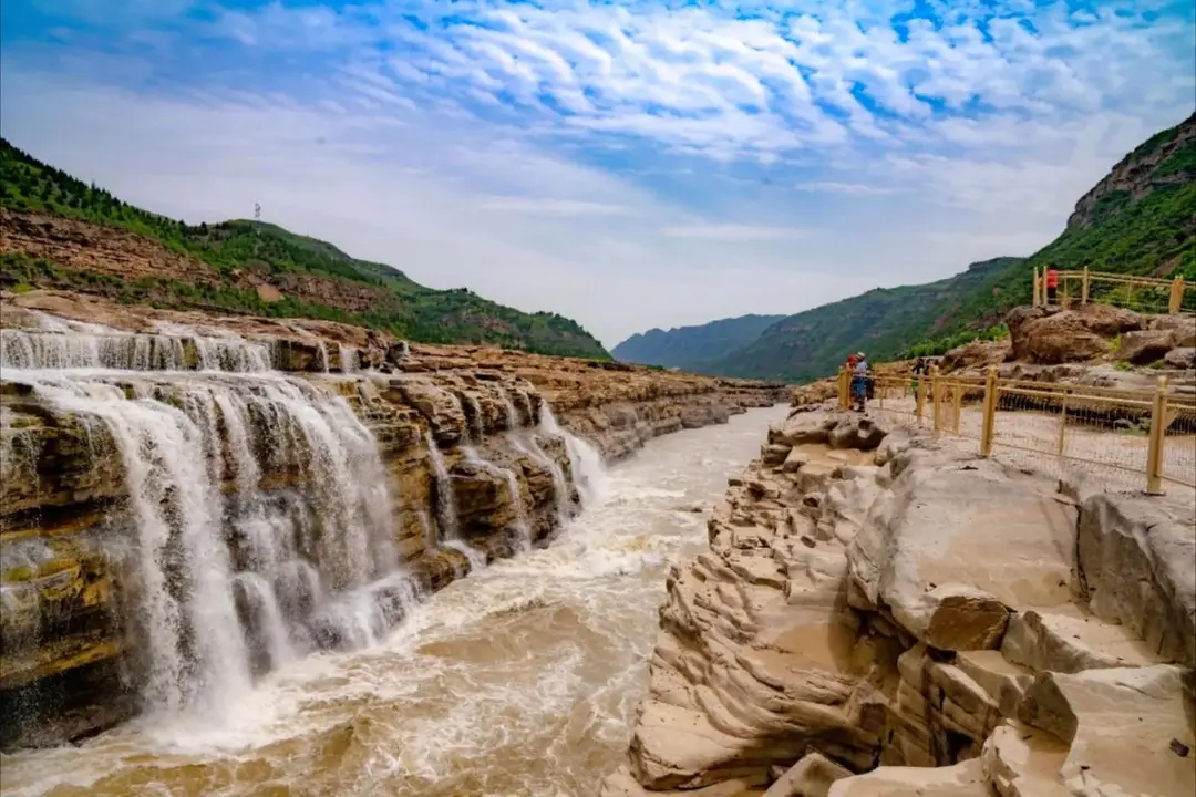 fcd3d0986fc2e7c7b307e553b6301bd9-sz_158163