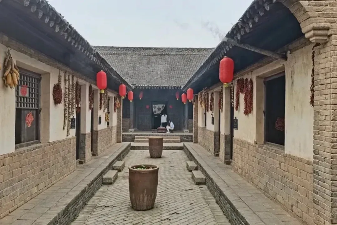 fcf24bac5df7b8125a83636db0ef87b7-sz_390686-1