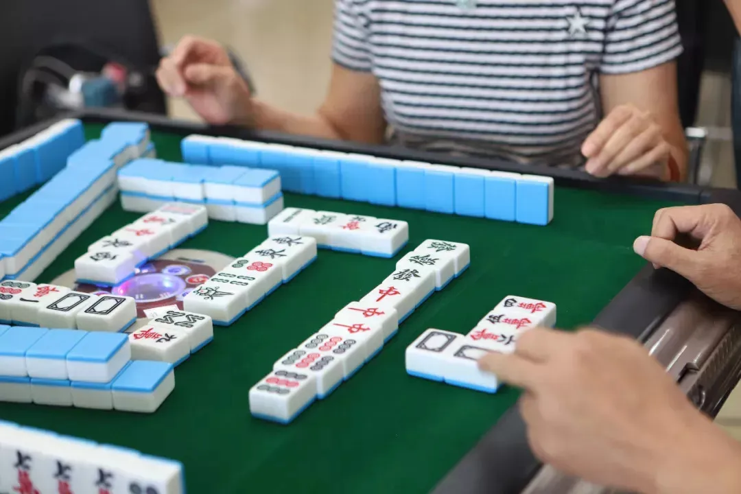 fdfd69b4477c4547f6a9a71696b9223e-sz_164651-3 fdfd69b4477c4547f6a9a71696b9223e-sz_164651-3