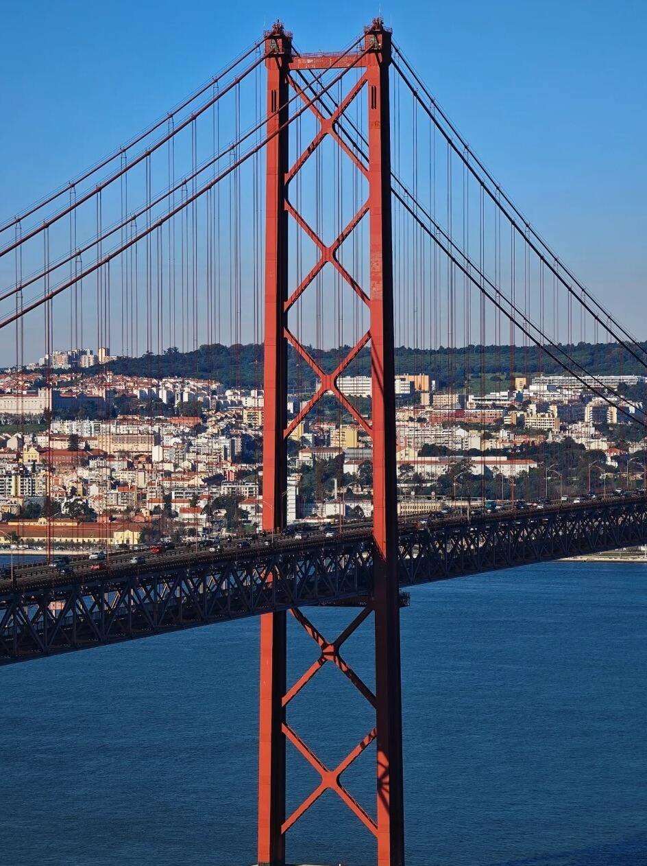 00000000HiQIgoWVEGmiaOBg