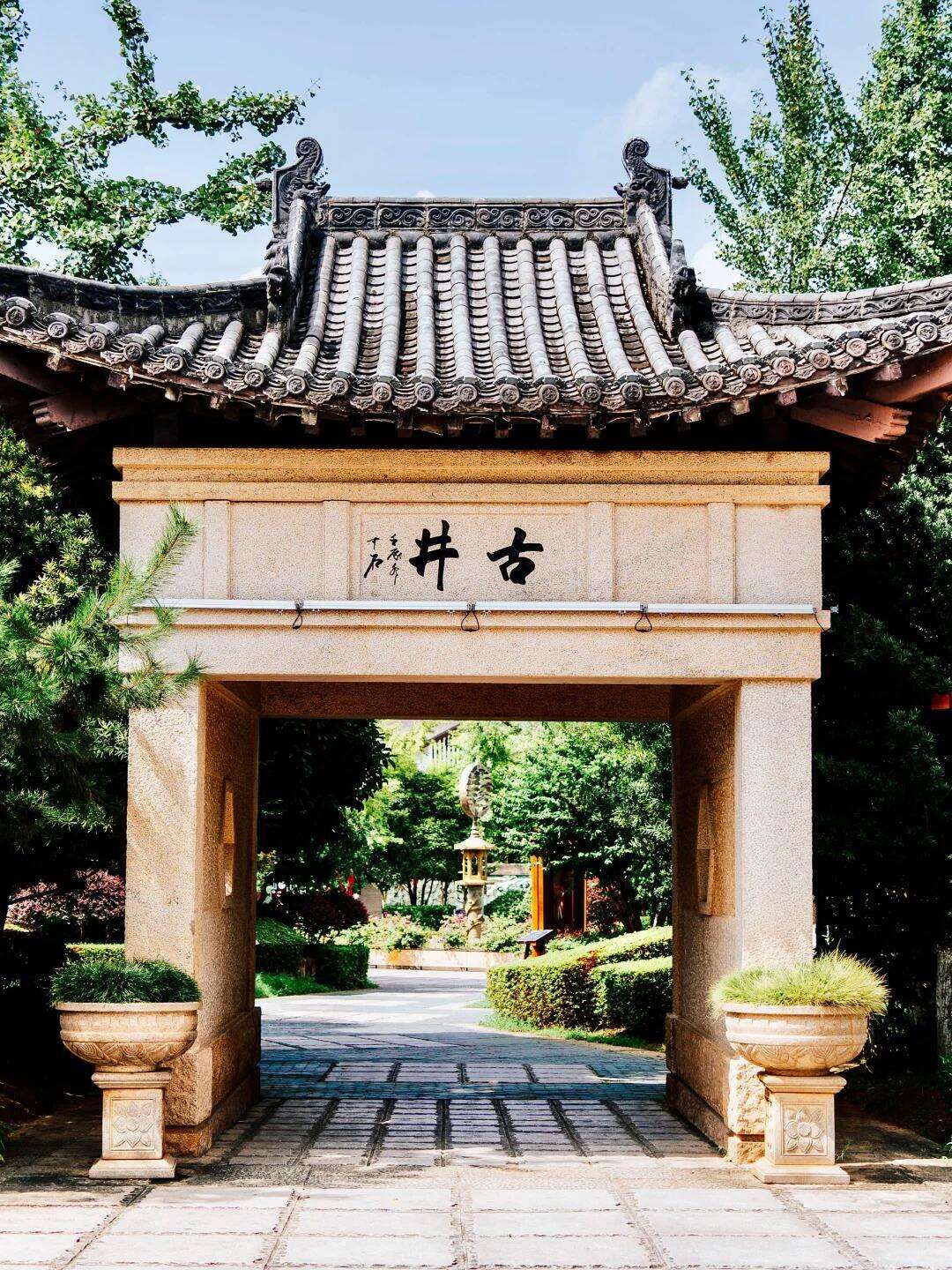 00000000UCRKwNzVyxjvbynI