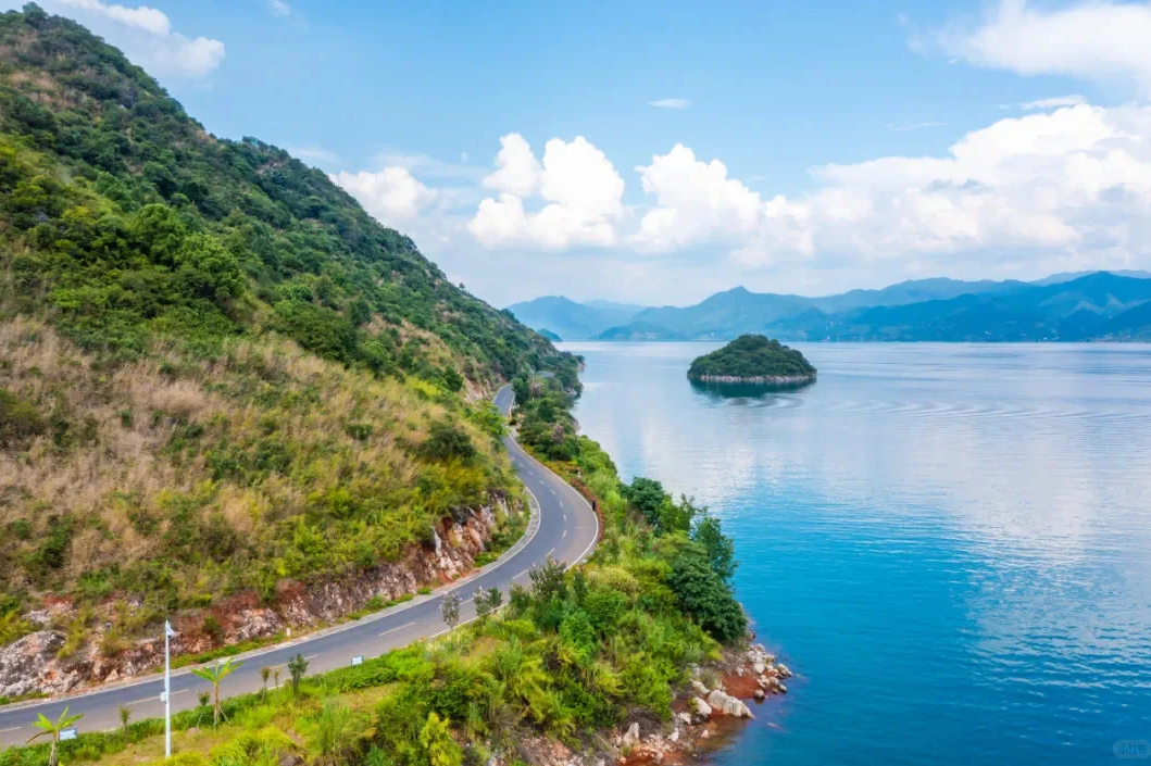 00000000heAhnLRmCcGGfcvy