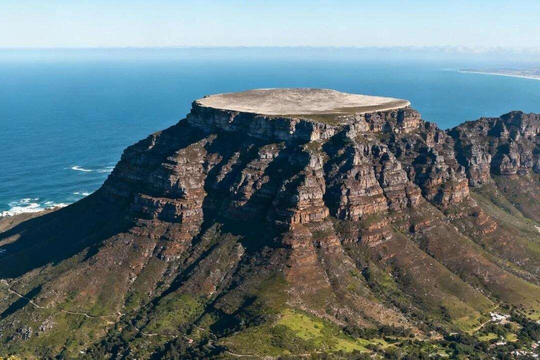 00000000lcmaRnuntogTzuvh 00000000lcmaRnuntogTzuvh