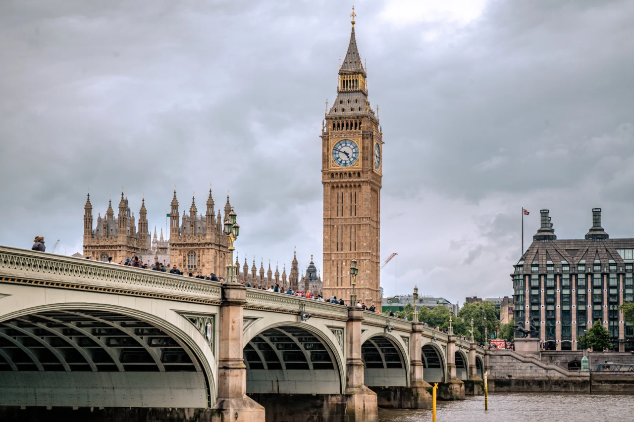 00000000yJQKdVyFwzMcqyjs