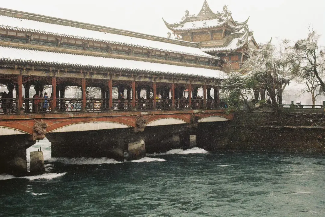 0142b3eb439bfec4a25d71fdc81b98ac-sz_2591543