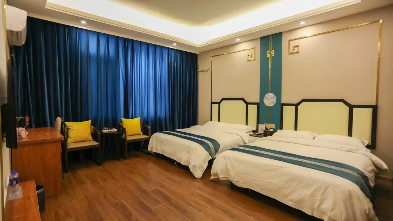 0201w12000a8si2ba45DA_W_1280_853_R5