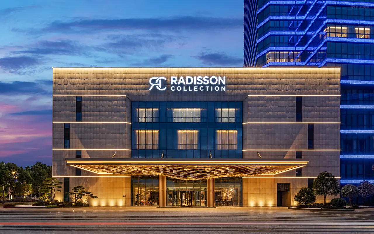 020441200093gk7hn3B05_W_1280_853_R5