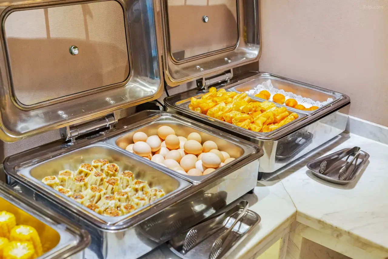 0205y120009wpxuyvFFD1_W_1280_853_R5