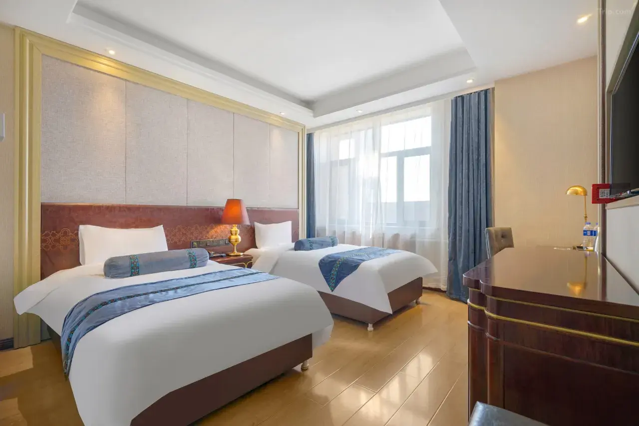 0206y120008sk6e0p08FA_W_1280_853_R5-1