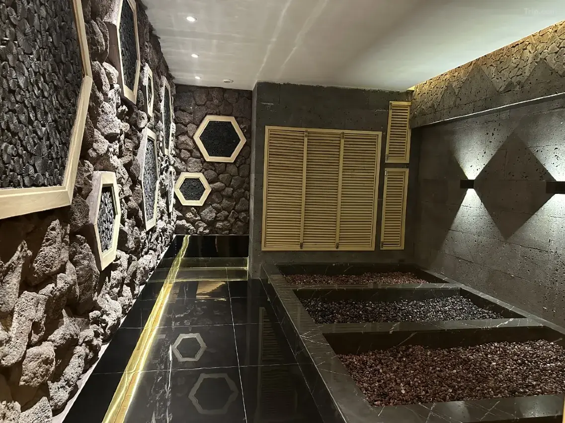 0232p12000ez53yh0EF50_W_1280_853_R5 0232p12000ez53yh0EF50_W_1280_853_R5