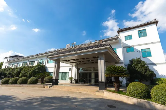 047bf7bd6a3df657f7acceb3f9ba701d-sz_841063