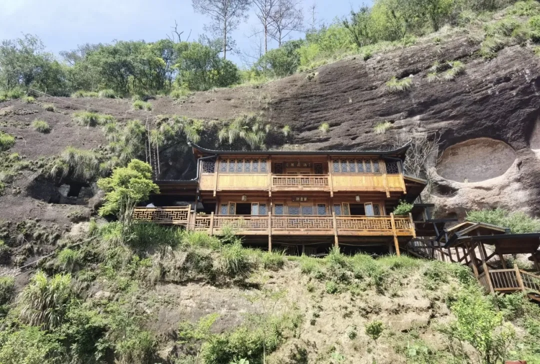 0496d5cef27551b2a9943153798f144a-sz_700791 0496d5cef27551b2a9943153798f144a-sz_700791