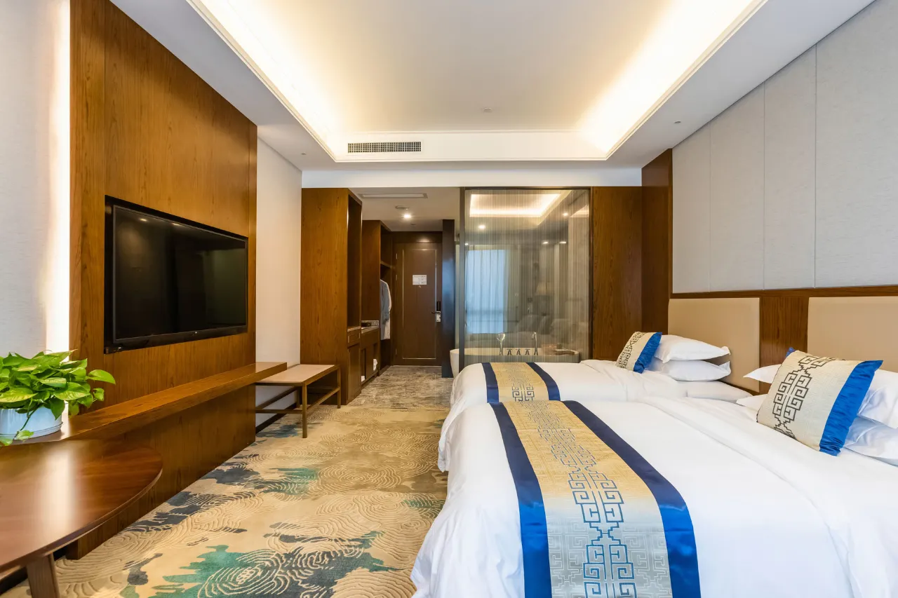 0AD0w120009fmazrh4D40_W_1280_853_R5 0AD0w120009fmazrh4D40_W_1280_853_R5