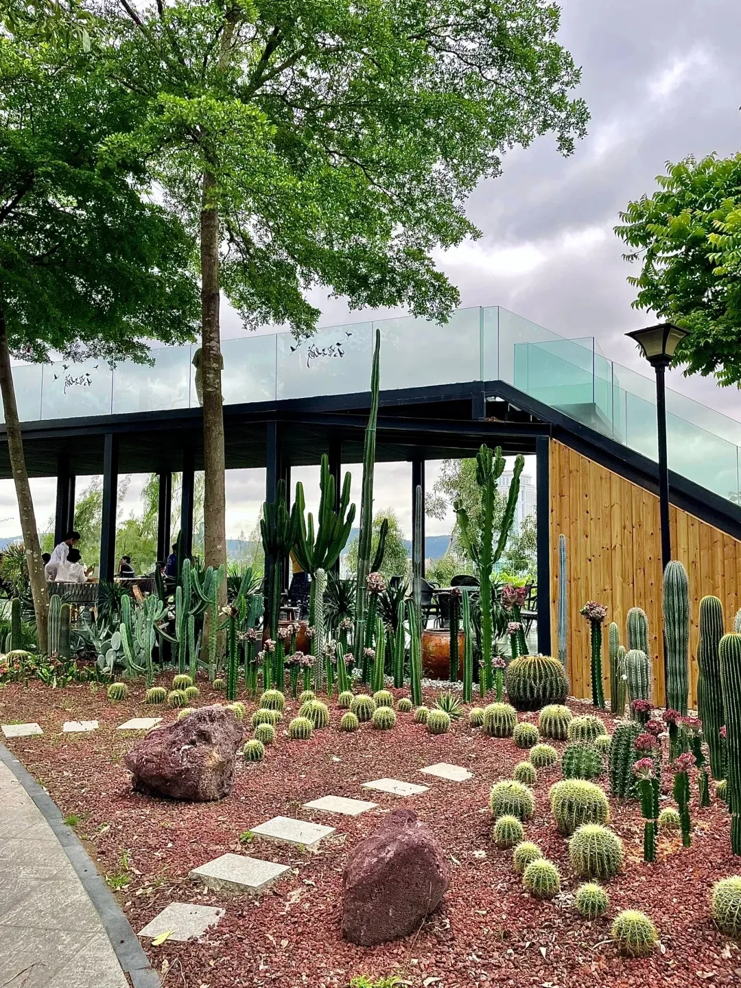 0dcd0f709add21dc760f15a1c961c35f-sz_833625 0dcd0f709add21dc760f15a1c961c35f-sz_833625