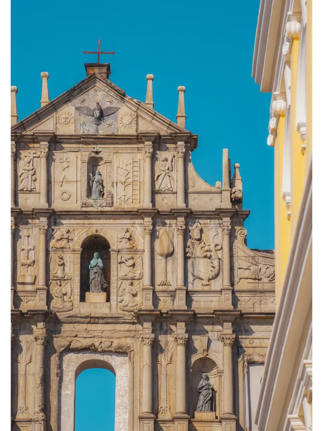 0de5f358d204cd1b655a7a3a15ec381c-sz_2408727