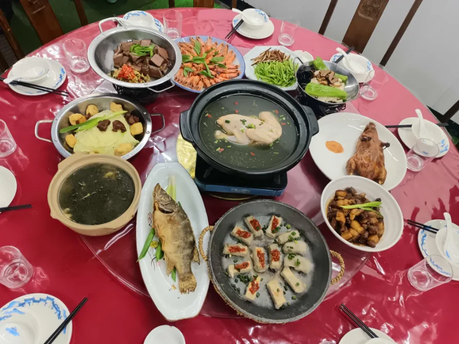 0eaaa61153635e25e6f39b6cd2127ea8-sz_911176