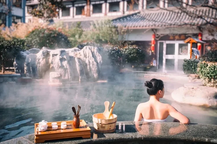 0eda8953c41d0762cd5d6095ccb7e17c-sz_269414