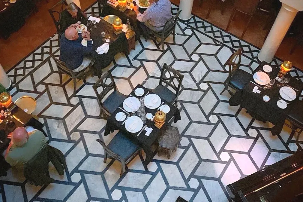 0f2f874a10812ea41b930d6e01384516-sz_2429898