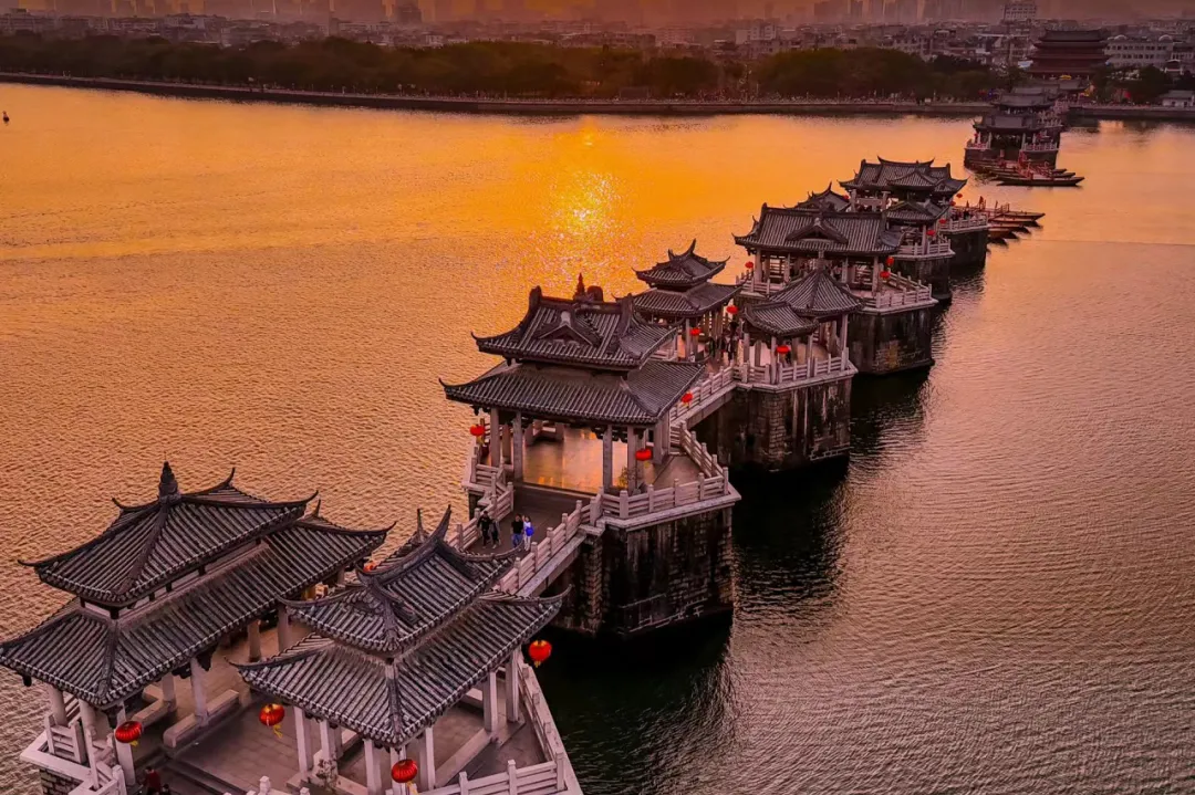 13c2fb4f7a03828d0419790bb50bff3e-sz_1968952-2