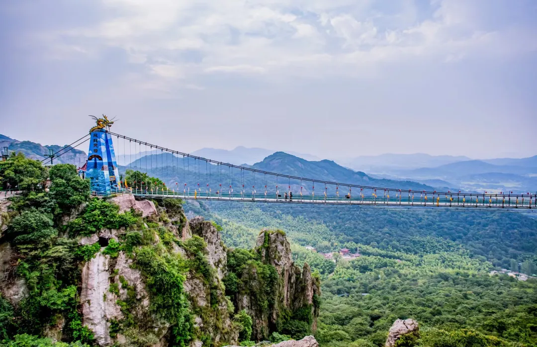 马仁奇峰特价【299元/人皖南张家界滨江小黄山纯玩汽车3天2晚】天然氧吧楠木林-2晚连住马仁奇峰景区-含2早4正-免费棋牌