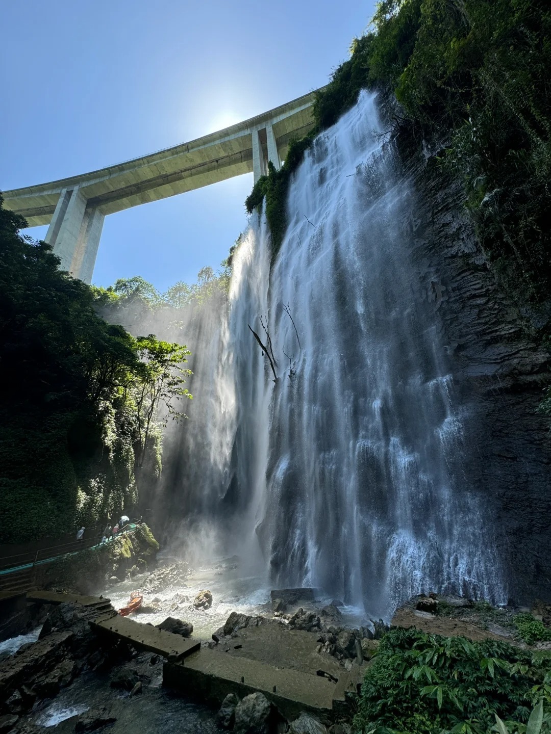 1758265691688_19bpJdP6