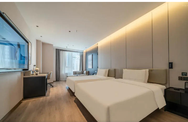 1760583451072_14wFrzFt