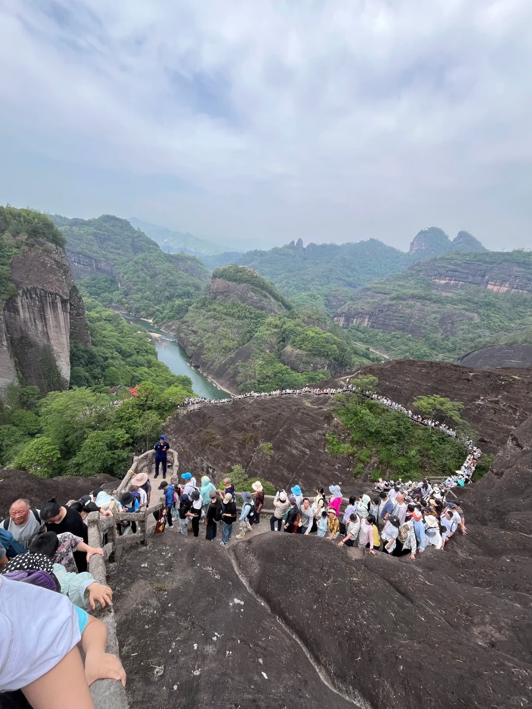 1761531832438_23YEJsNh 1761531832438_23YEJsNh